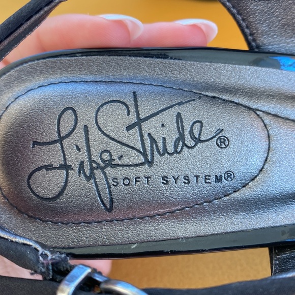 Life Stride, Size 6, Black, Sling Back Heels, Soft System Heels - Picture 9 of 11